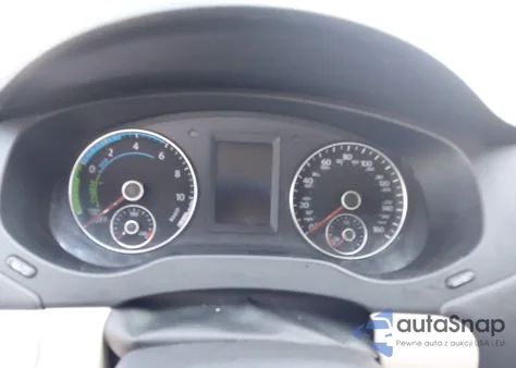 2013 Volkswagen Jetta Hybrid Se/Sel/Sel Premium z USA, uszkodzony, nr VIN 3VW637AJ3DM311665